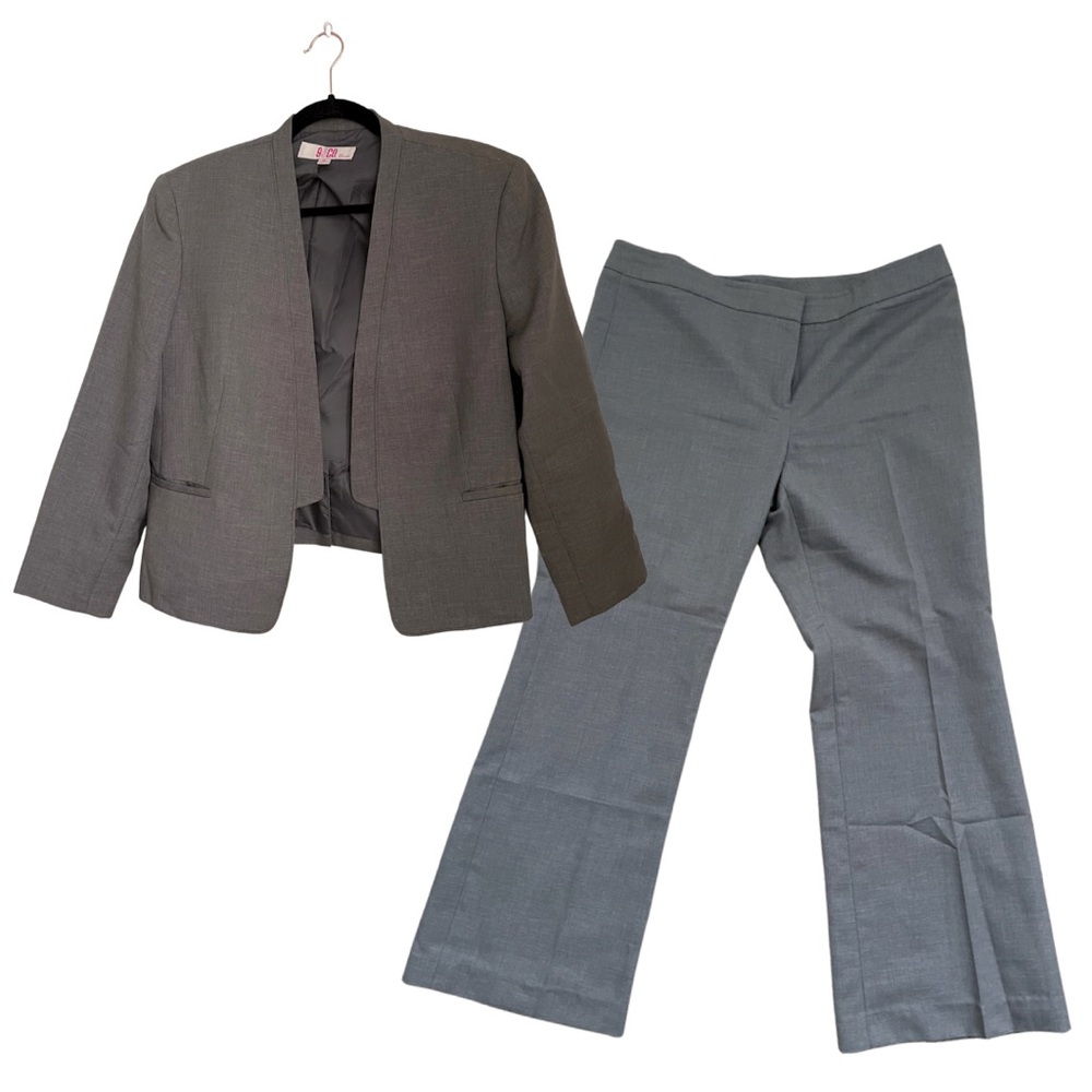 Size 16 matching Grey suit jacket & pants